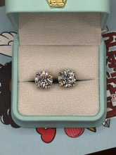 Load image into Gallery viewer, 10mm Round Cut Moissanite Earrings
