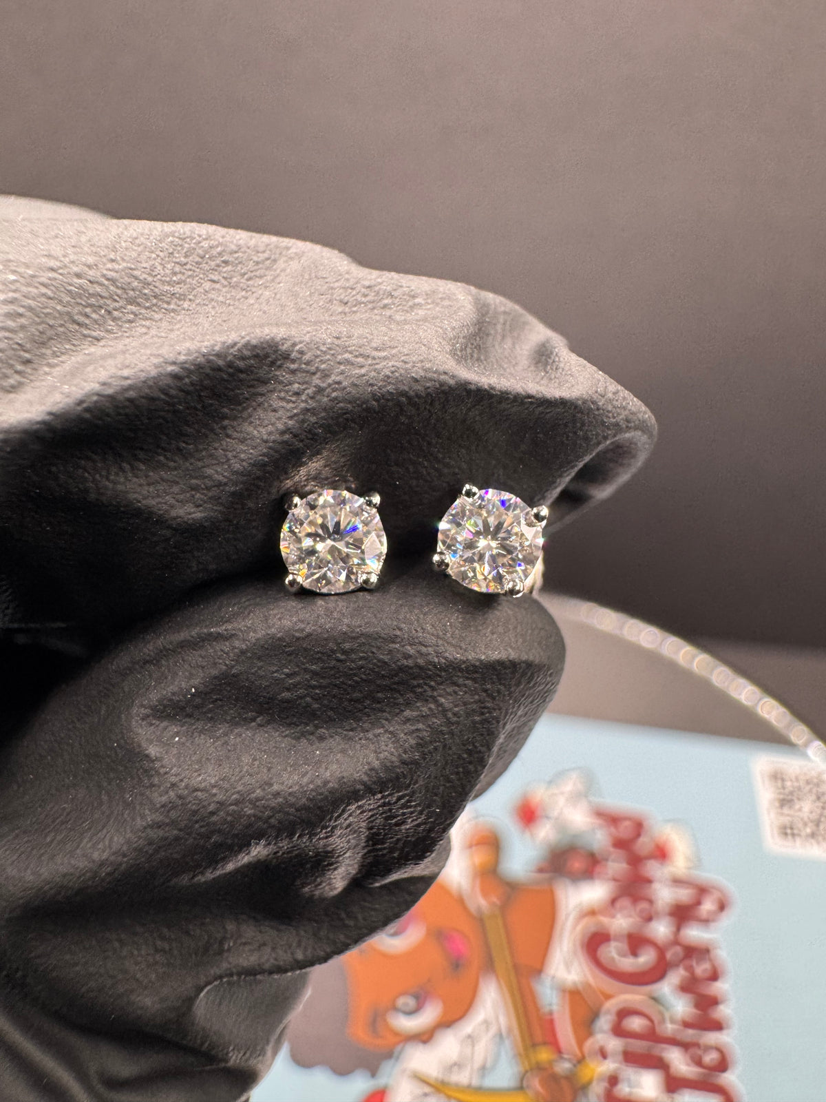 4mm Round Cut Moissanite Earrings