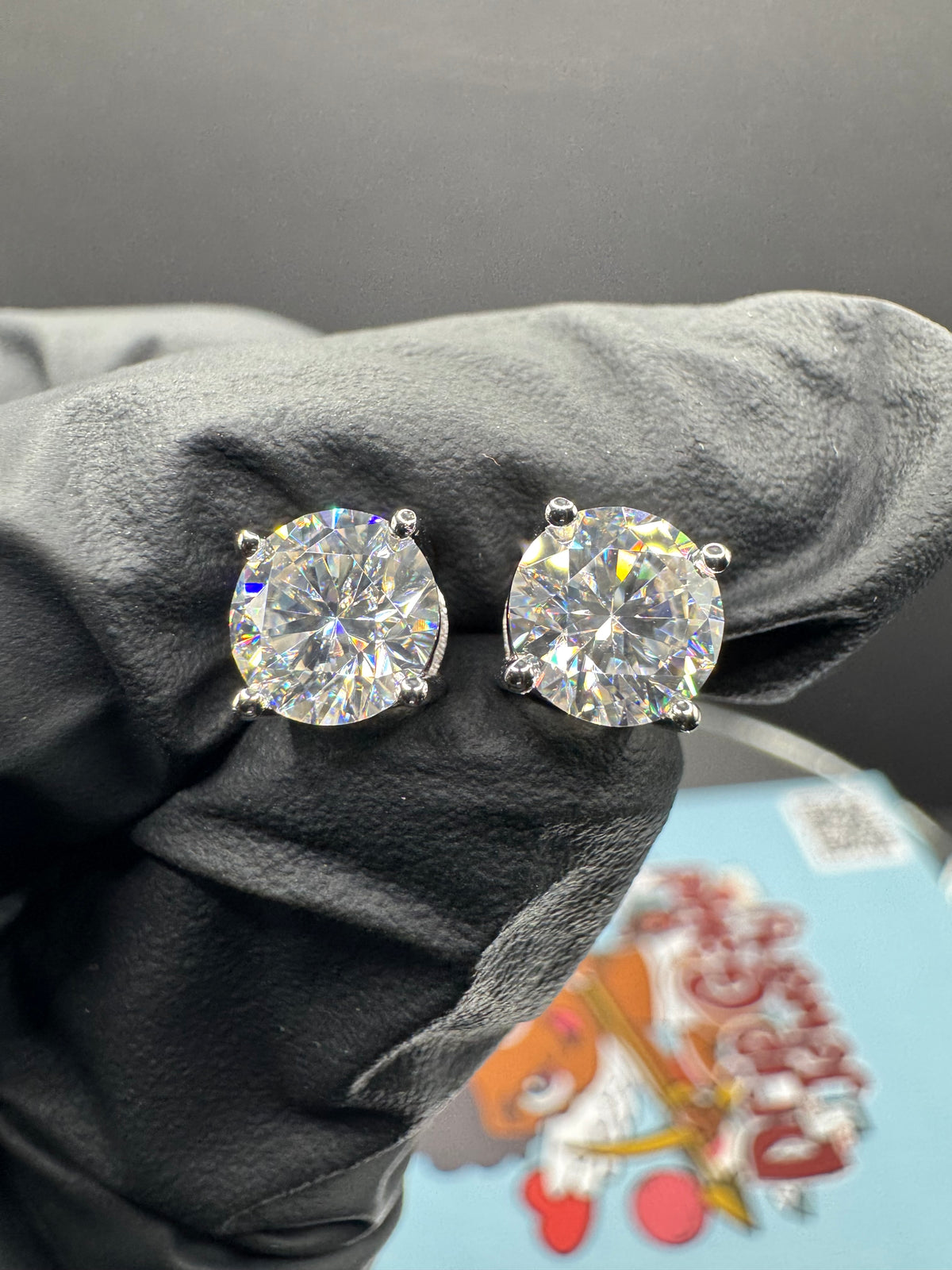 6.5mm Round Cut Moissanite Earrings