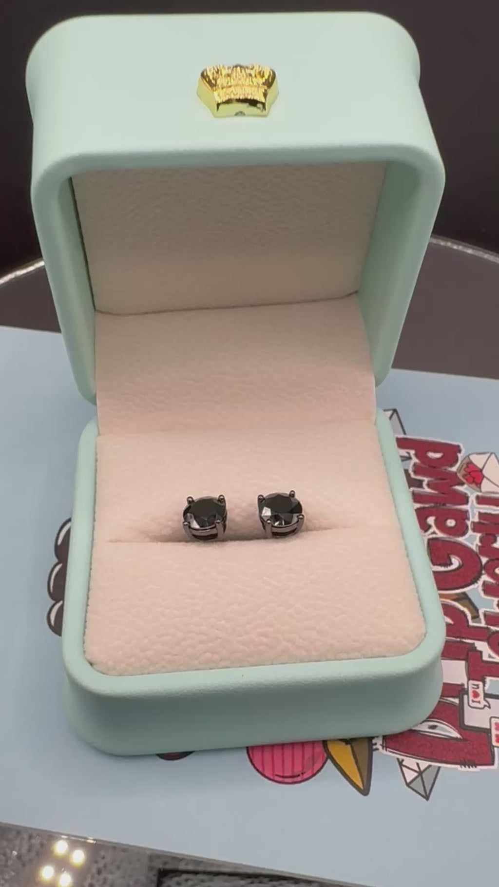 6.5mm Round Cut Moissanite Earrings (Black)
