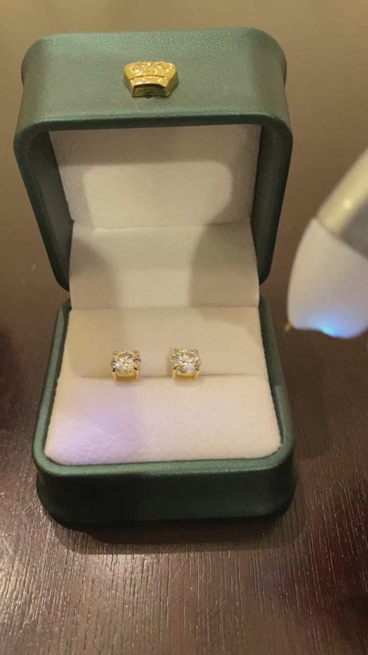 6.5mm Round Cut Moissanite Earrings